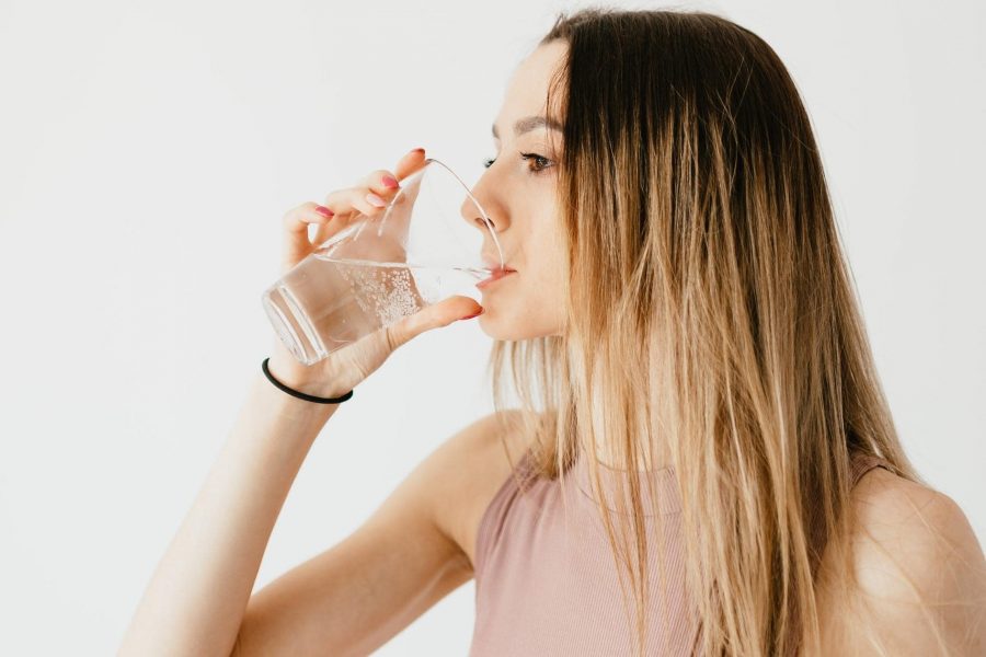 5 Неща, Които Тялото Ви Изпитва, Когато Започнете Да Пиете Алкална Вода
