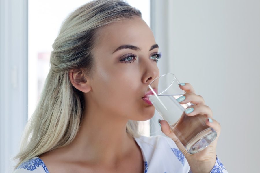 Ползите От Пиенето На Вода Сутрин