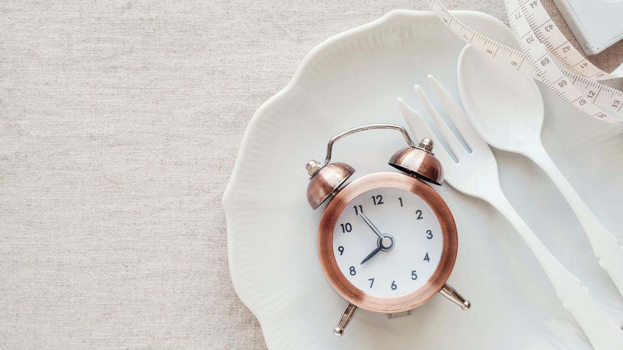 Може ли Гладуването да Удължи Живота ви? Изследване на Науката Зад Дълголетието и Гладуването