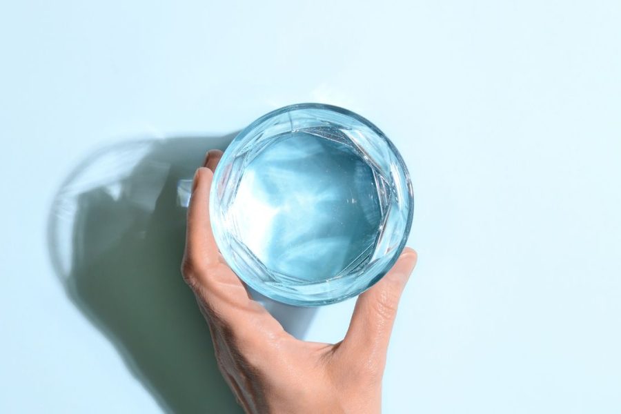 Хидратация за Здраве: Как Поддържането на Добра Хидратация Увеличава Дълголетието