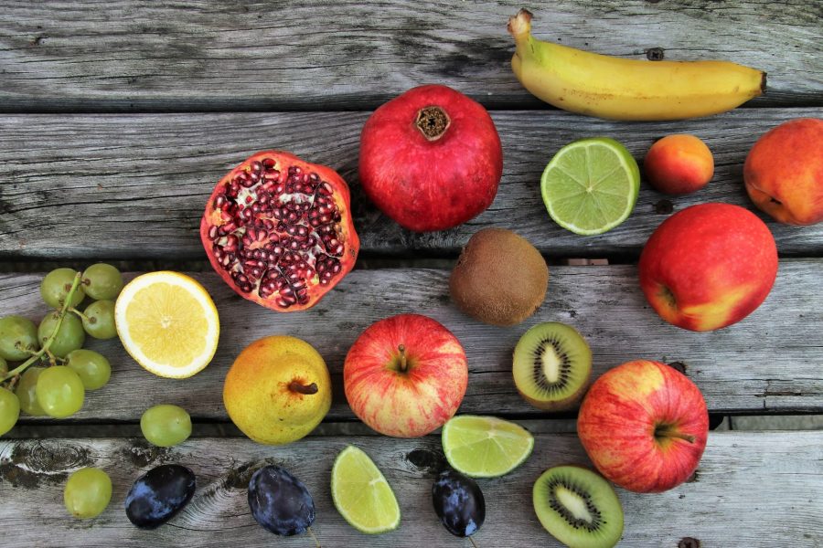 Насладете се на Своя Път към Уелнес: Разкриваме топ 10 храни за Здравословен Живот