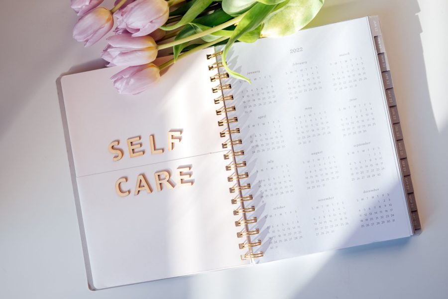 Как да Поставяме Граници и да Приоритизираме Грижата за Себе си